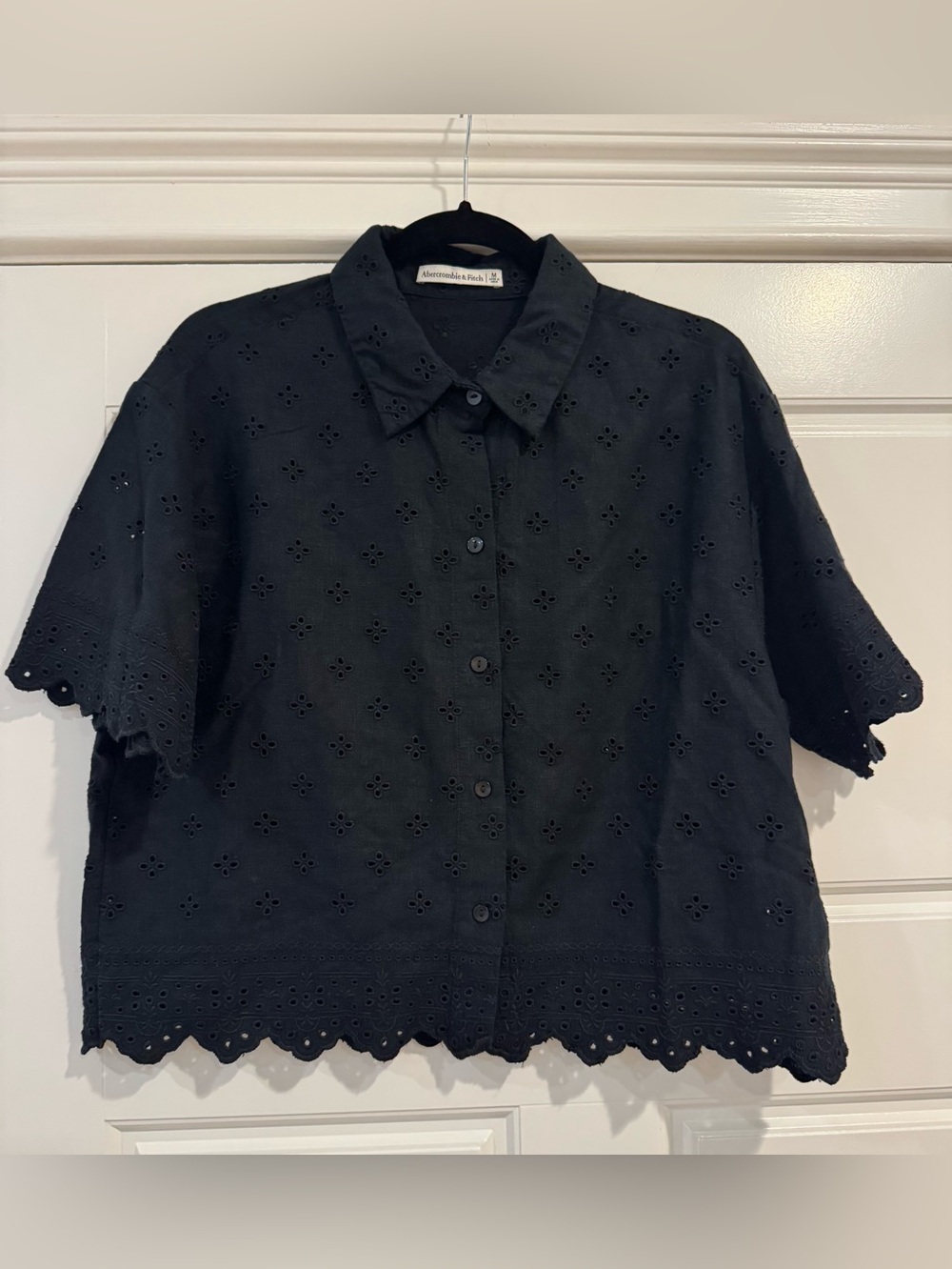 Abercrombie & Fitch Black Eyelet Button-Down Blouse